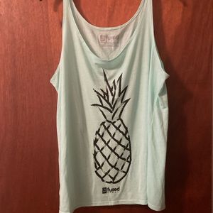 Fused Hawaii pineapple tank top size L.